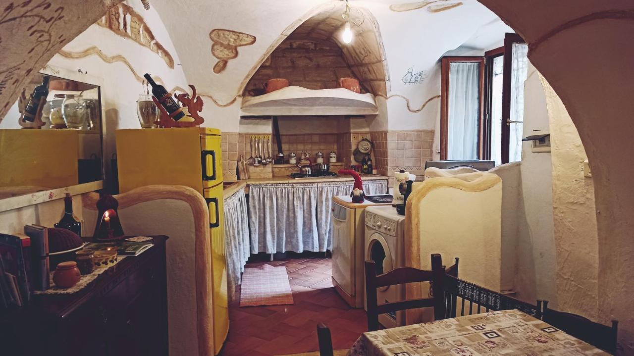 サッサリCasa Ele - Casa Indipendente Con Cucina - Bikes Friendlyアパートメント エクステリア 写真